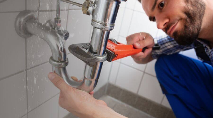 Expert burst pipe repair services in Dewey, AZ